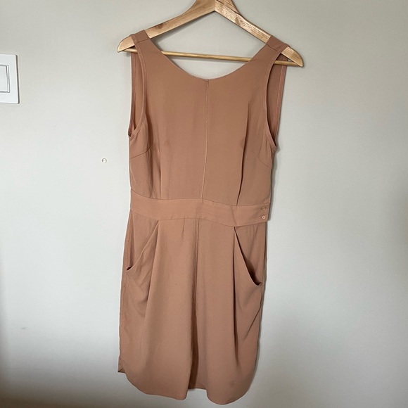 Aritzia Wilfred Leila Dress, Size 6, Salmon/Dusty Rose Colour - Picture 2 of 11